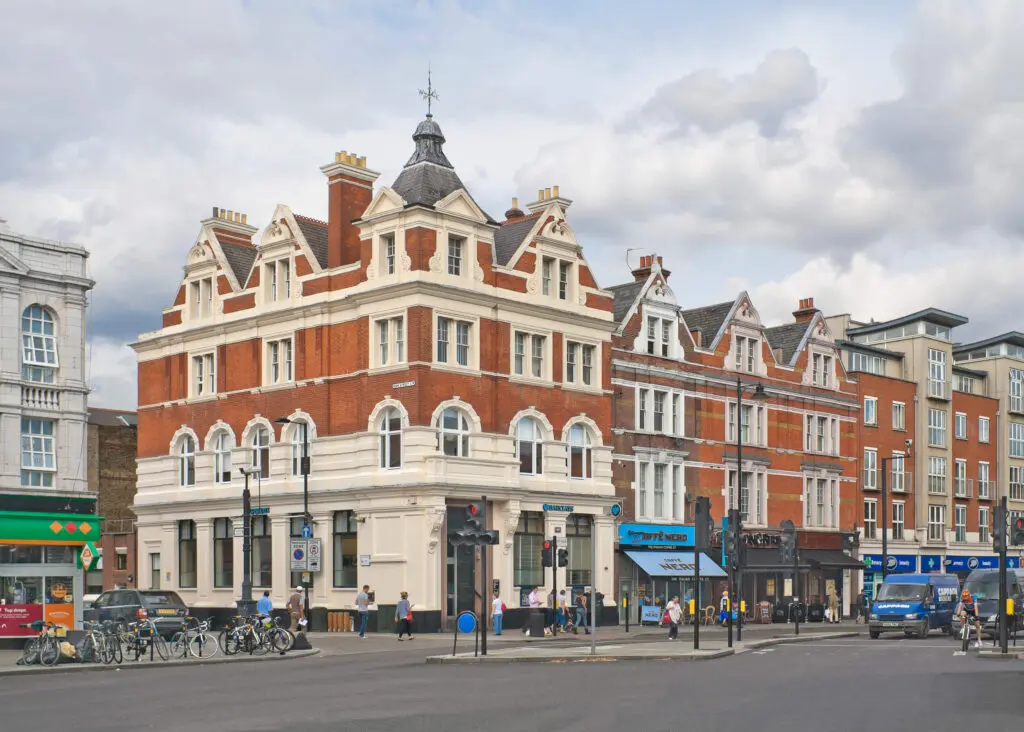 Roofers Clapham Old Town | LDN Watertight Solutions | Roofers London Roofers Clapham, London