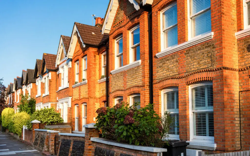 Roofers Ealing | LDN Watertight Solutions | Roofers London Roofers Ealing, London