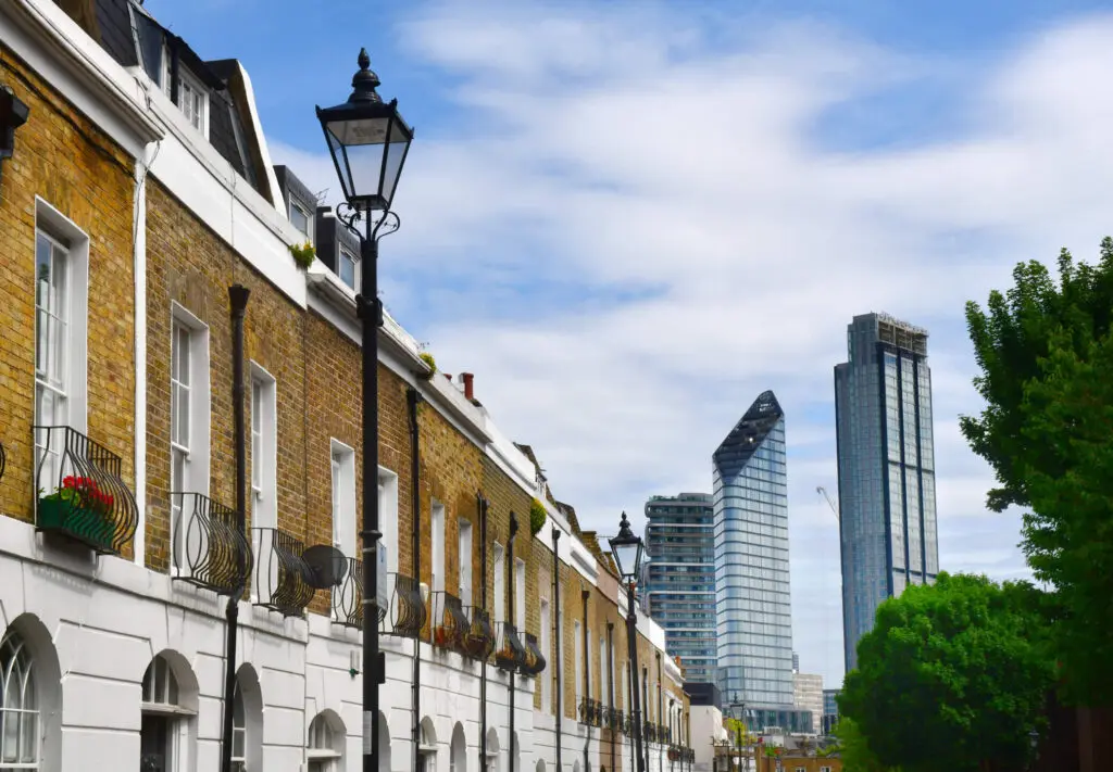 Roofers Islington | LDN Watertight Solutions | Roofers London Roofers Islington, London