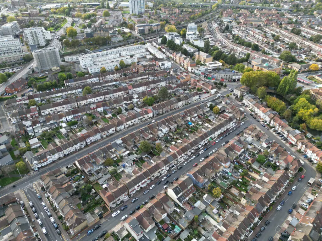 Roofers Redbridge | LDN Watertight Solutions | Roofers London Roofers Redbridge, London